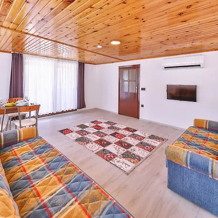 No 7 Appartement *